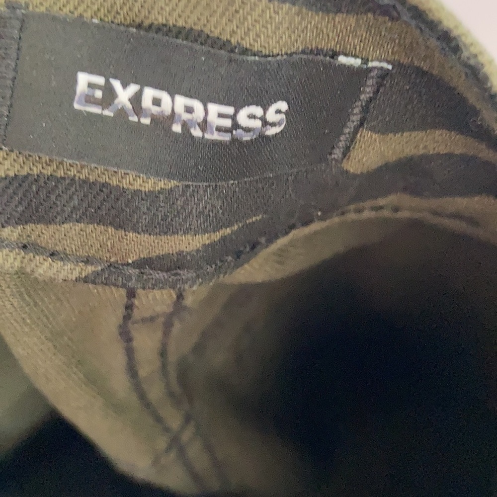 Express super high rise straight olive green black zebra animal print jean 0 - Picture 15 of 16